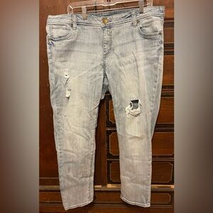 Kut from the Kloth Light Blue Boyfriend Jeans